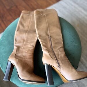 Vince Tan Heeled Boots with Elegant Silhouette